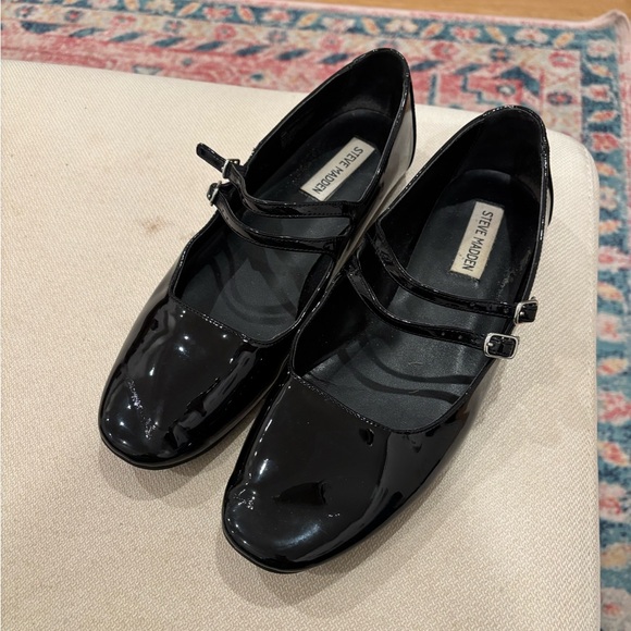 Steve Madden Mary Jane flats - Picture 2 of 4